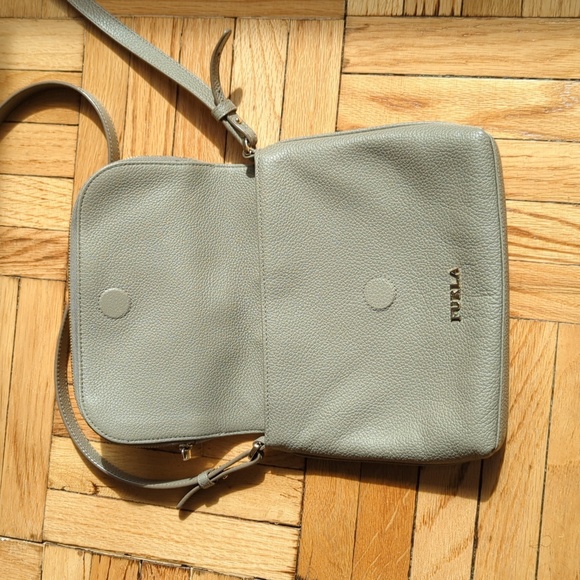 Furla crossbody flap bag with dustbag - Picture 3 of 11